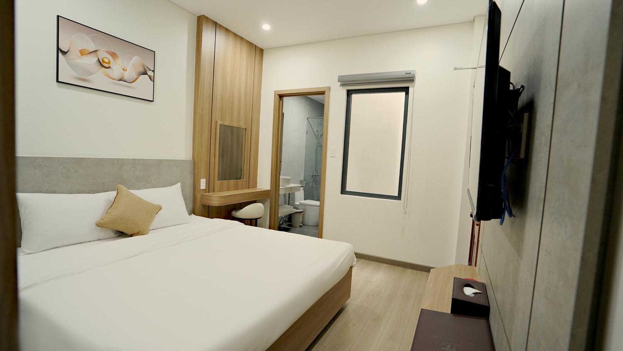 Thanh Thuy Hotel Буонметхуот Экстерьер фото